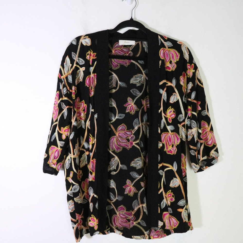 Evereve Braeve Floral Embroidered Kimono Wrap Top Black Size XS Small Open Boho
